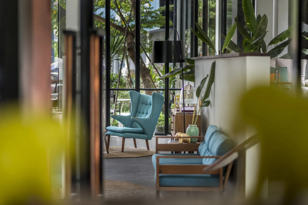 The Aviary Hotel