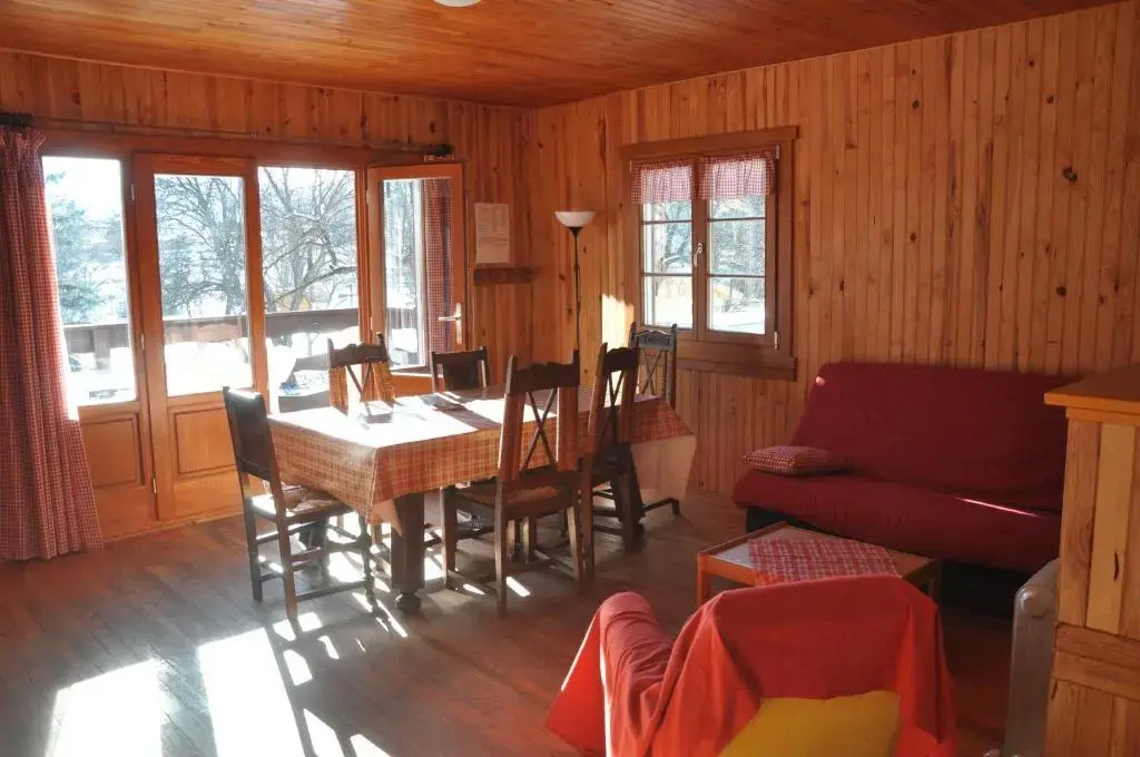 Camping, Hôtel De Plein Air Les Cariamas