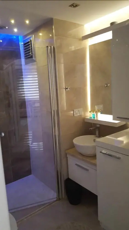 Best Home 17 1 bedroom Apt 2