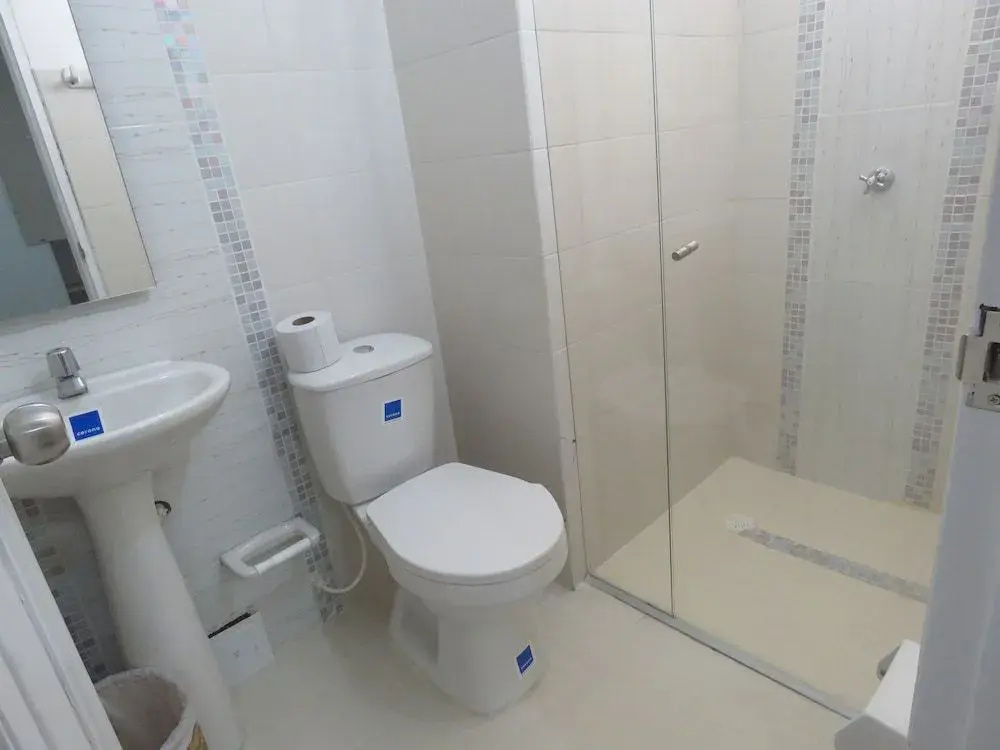 Hotel Iraka Zenu