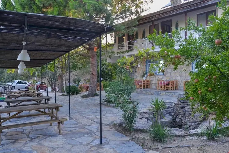 Cinaravlu Koyevi