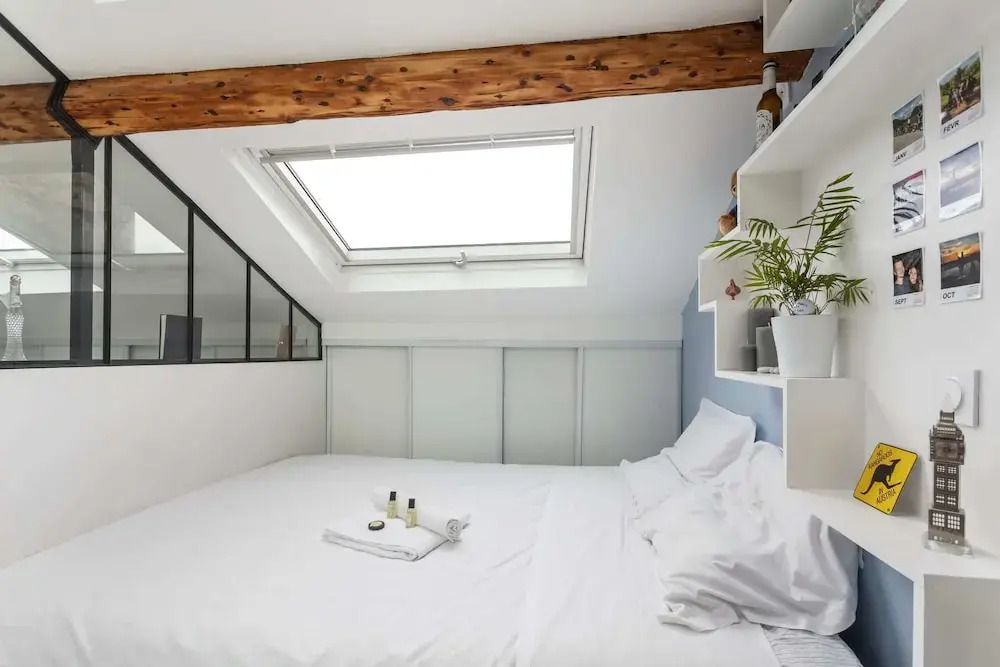 Modern and Intimate Apartment 2 Mins From the Metro