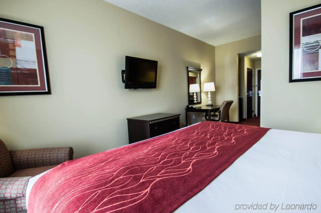 Comfort Inn and Suites Maingate South Davenport