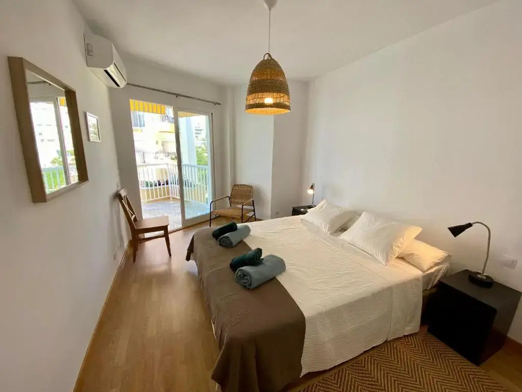 Apartment Overlooking the Beach