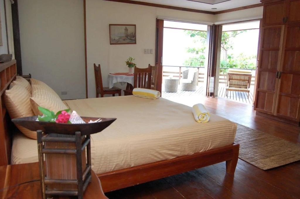 Arena Island Resort