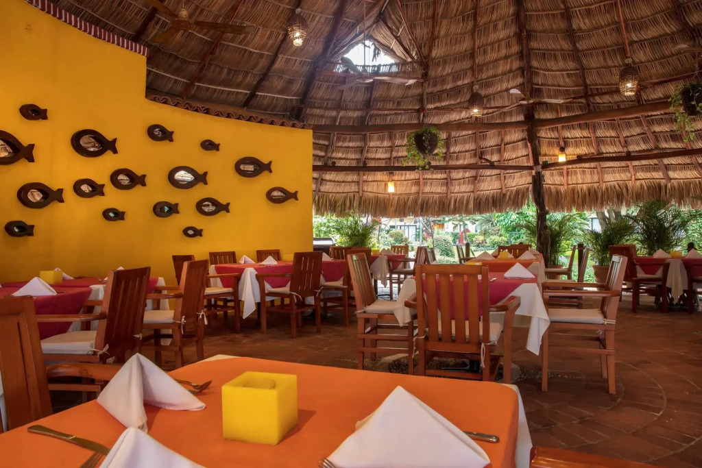Flamingo Vallarta Hotel & Marina
