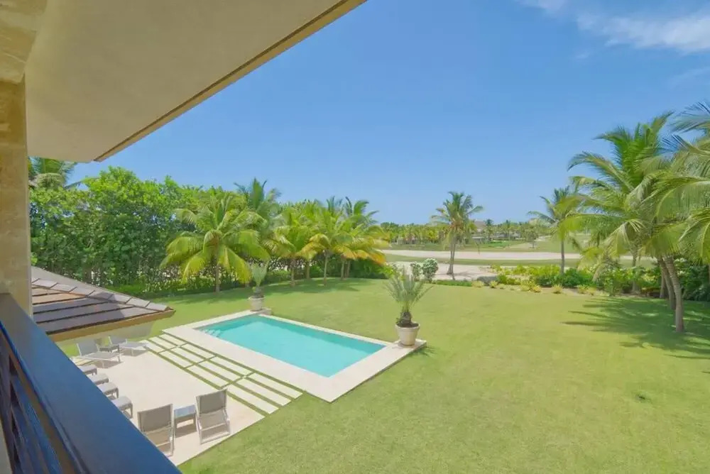 Dramatic Luxury Villa With Golf and Ocean View Walking Distance From the Beach