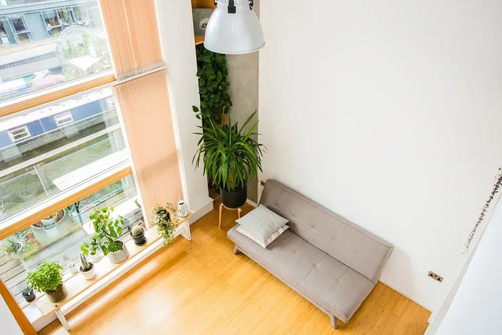 Beautiful 2-bedroom Flat With Balcony in E London