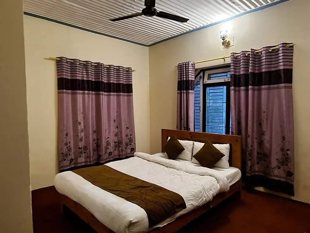 Dharma Backpackers