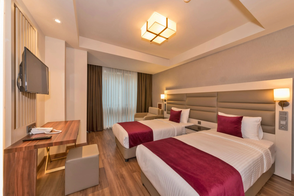 Golden Royal Hotel & SPA