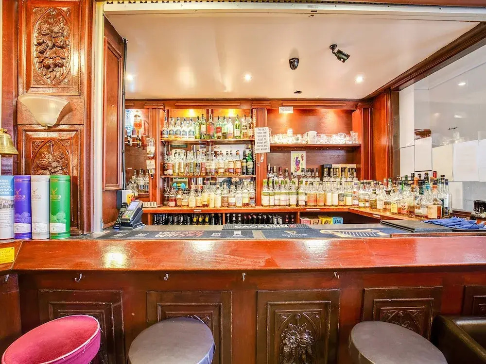 The Richmond Arms Hotel by OYO