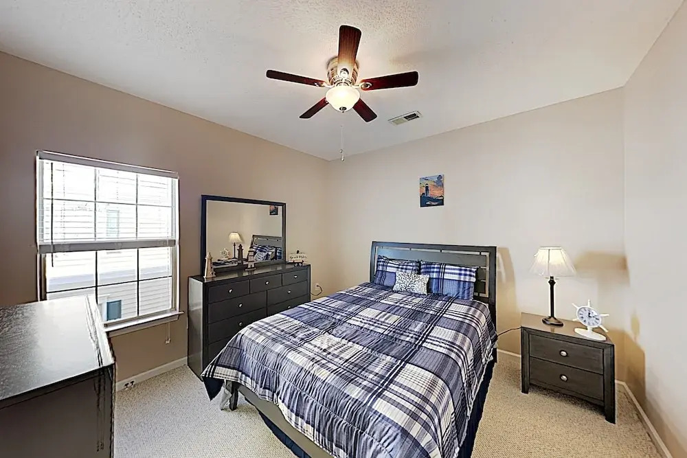 New Listing! W/ Pool & Hot Tub: Near Beach 2 Bedroom Condo