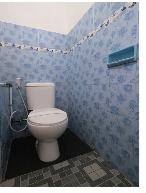 OYO 2551 Dewi Residence 2