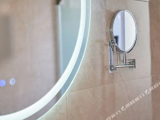 Fu'an Hotel (Guangzhou Baiyun Station Baixin Plaza)