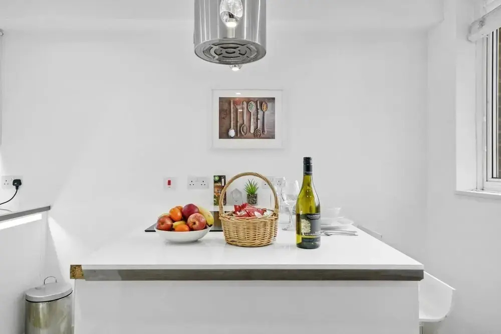 Livestay- Trendy 1bed With Balcony in Westminster
