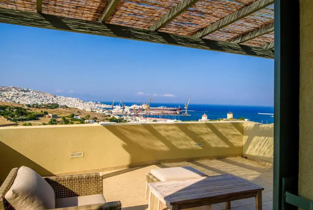 Avrofilito Syros Houses