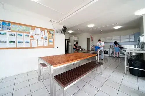 Airlie Waterfront Accomodation - Hostel