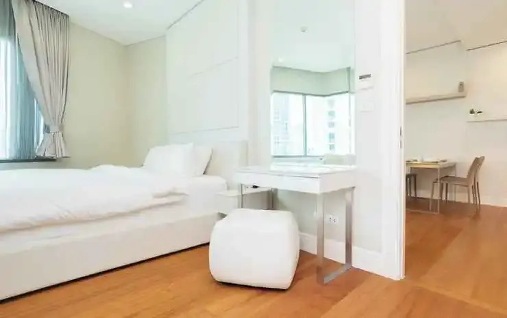 The Bright Sukhumvit by Favstay