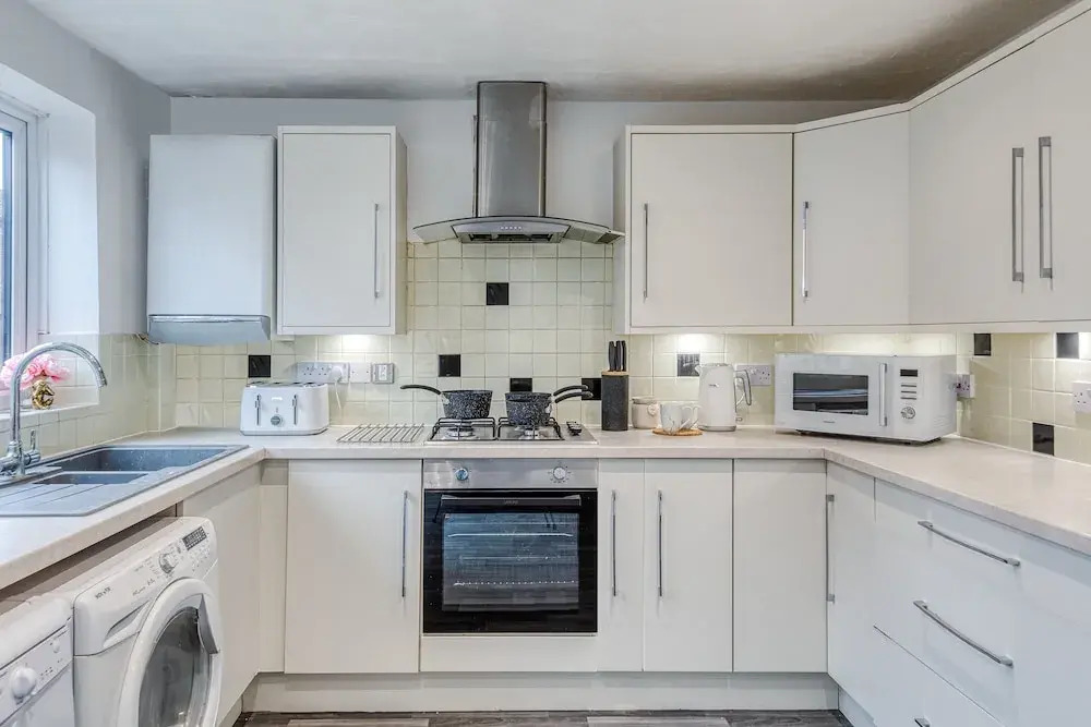 Lovely 3-bed Cosy House in Greater Manchester