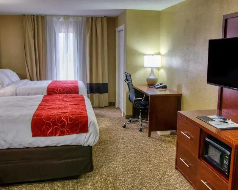 Comfort Suites