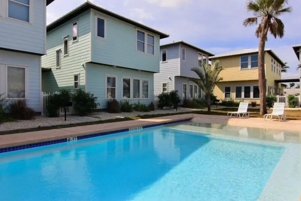 318 S Station #3 4 Bedrooms 2.5 Bathrooms Home