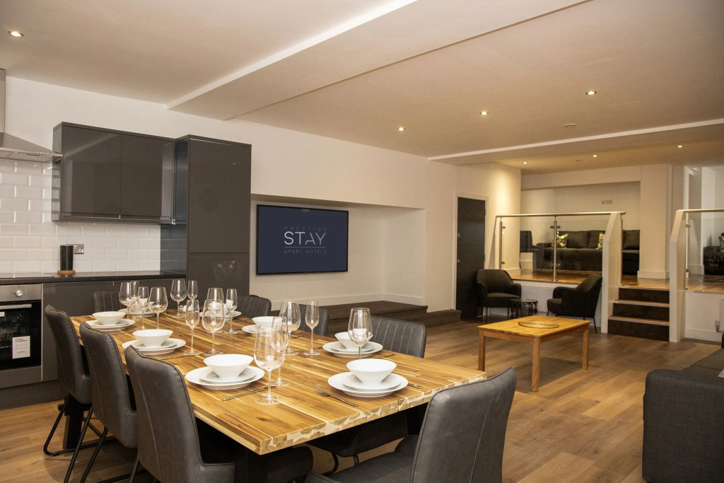 Lord Street Apartments By Happy Days