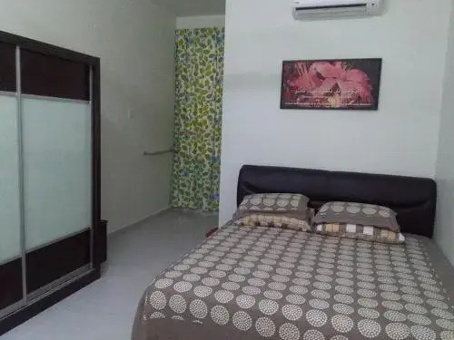 Zun Guest House