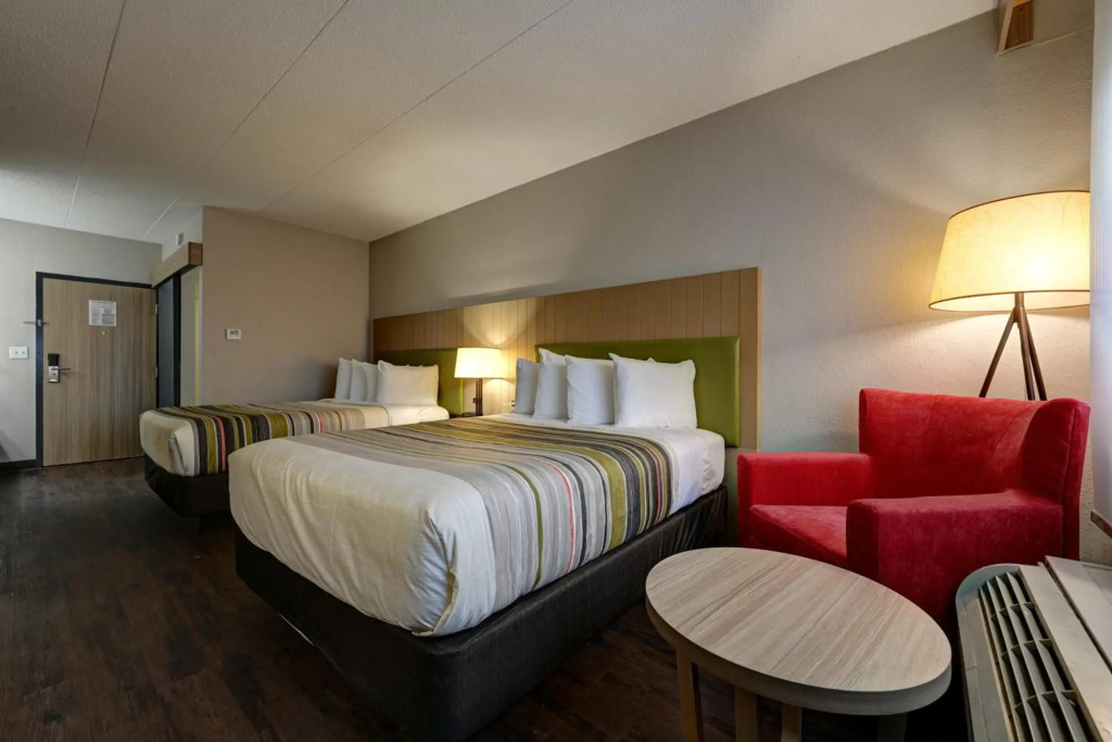 Kings Inn Hotel & Conference Center
