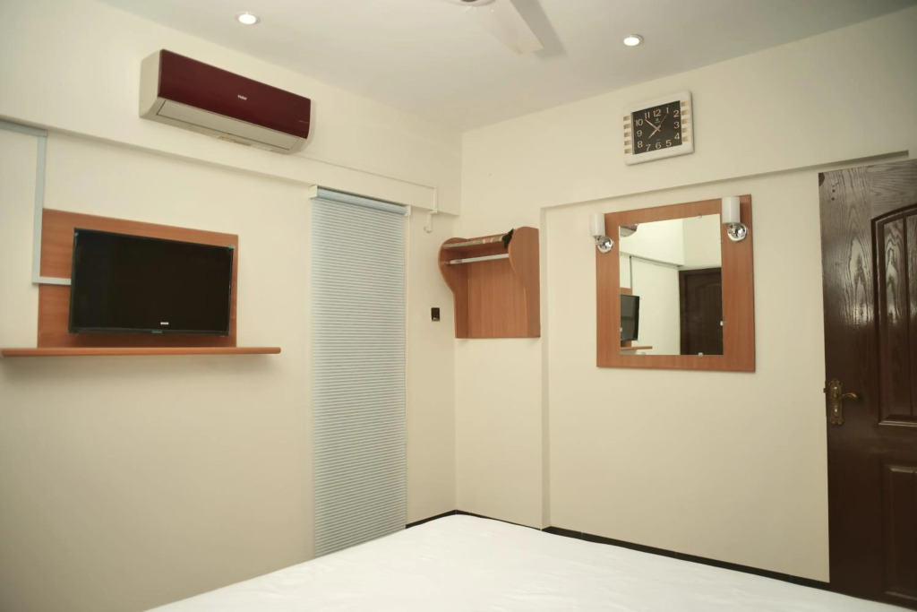 Diamond Aparts Dha Karachi
