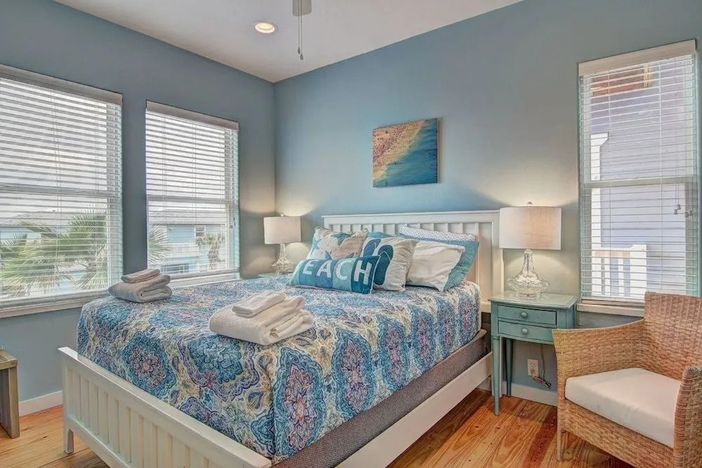 Coral Reefer Vw59 4 Bedrooms 3.5 Bathrooms Home