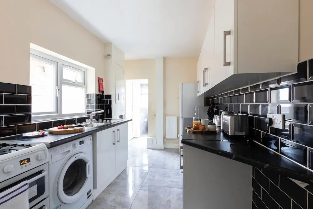Karah Suites - Palmer Park - 4 Bedroom