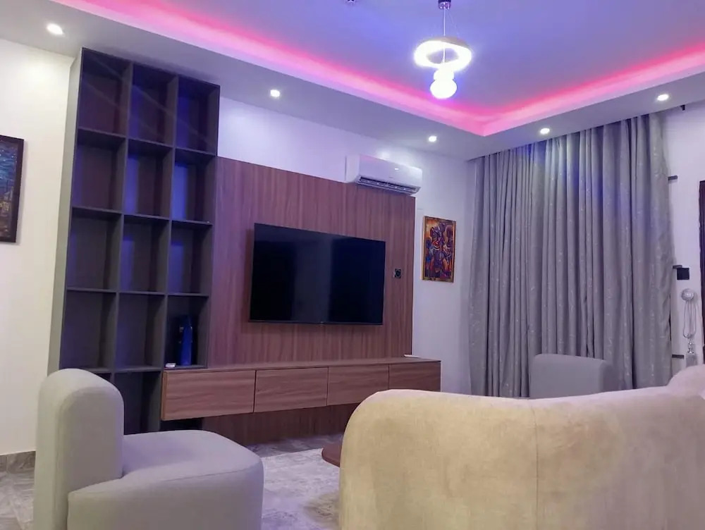 Furnised 3 Bedroom Apartment Oniru, Lagos