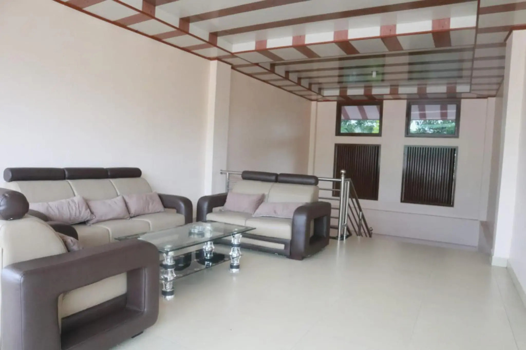 Tundreheni Hill Hotel and Restaurant