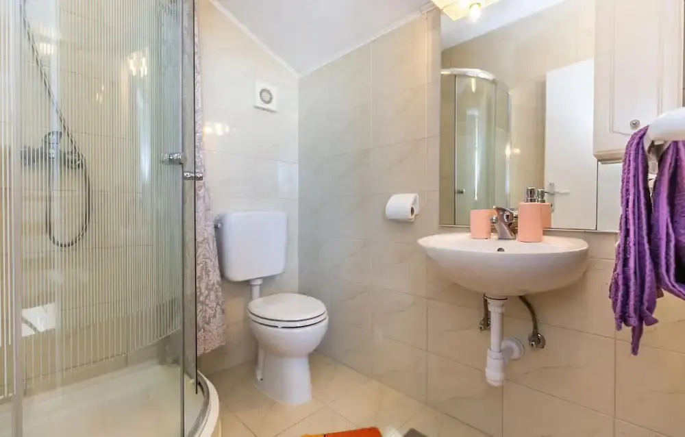 Awesome Home In Makarska