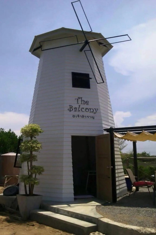 The Balcony at Chao Samran