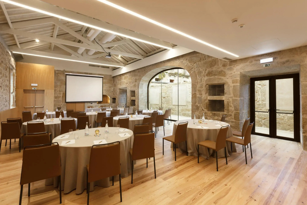 NEYA Porto Hotel