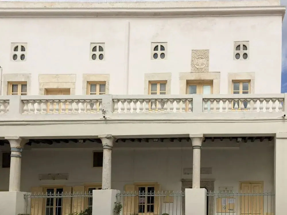 Cambanis Mansion