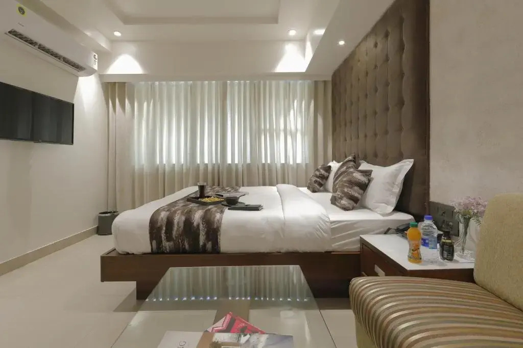 Hotel Ariana Residency