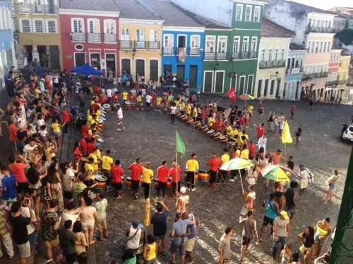 Hostel Cores Do Pelo