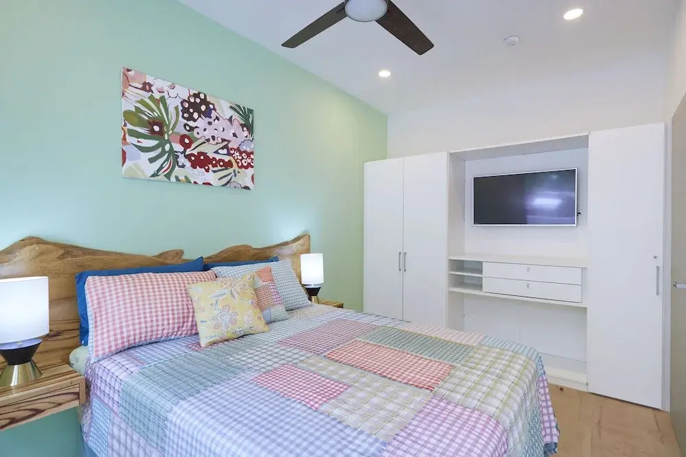 Sunset Blvd 9A - 3 Br Condo