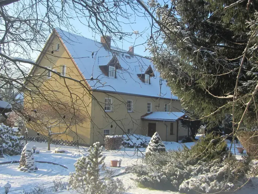Holiday Home Stara Kamienica near Ski Slopes