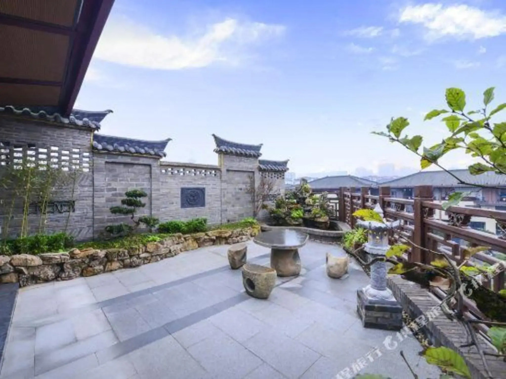 Yujing Smart Hotel