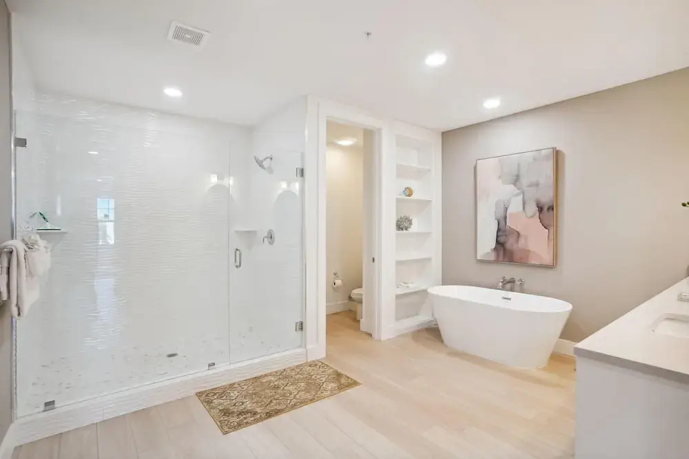 The Harbor Condo 305 - Premier