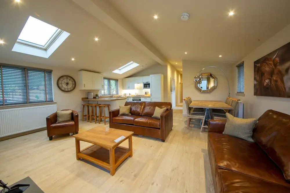 Tay Lodge, Sleep 6, Real log Stove, pet Friendly