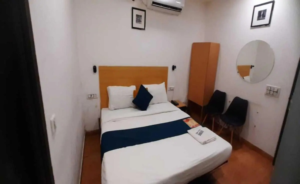 Hotel Raaso Inn - Couple Friendly