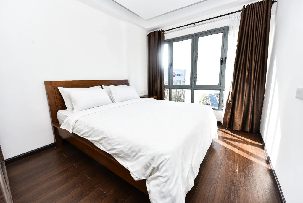 LOVINA 17-11 at Harbour Bay Residences