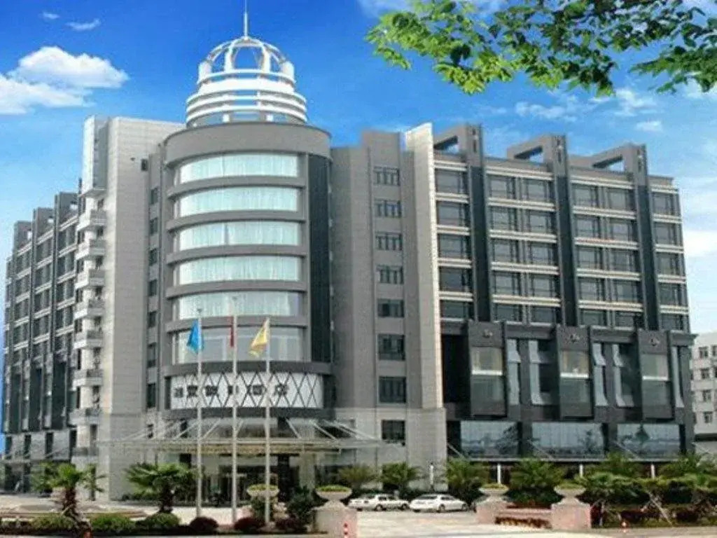 Huifeng Holiday