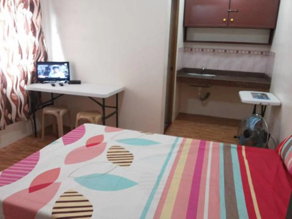 Budget Studio Unit in Makati