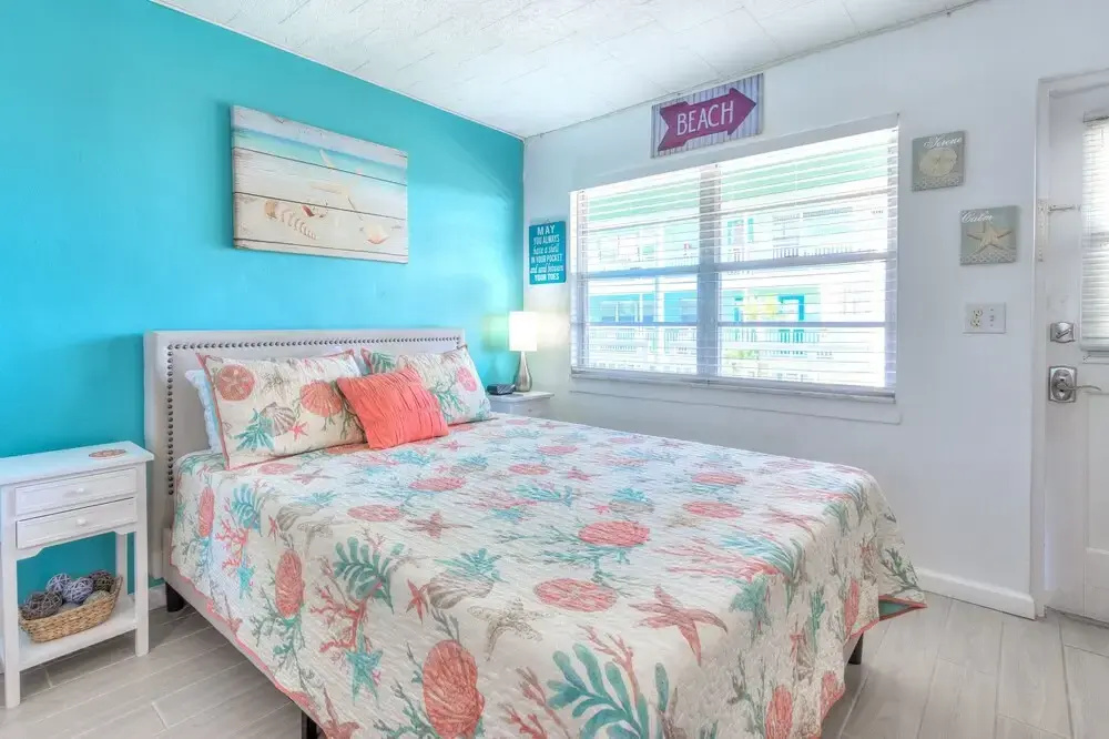 Tropic Terrace #56 - Beachfront Rental 1 Bedroom Condo by Redawning