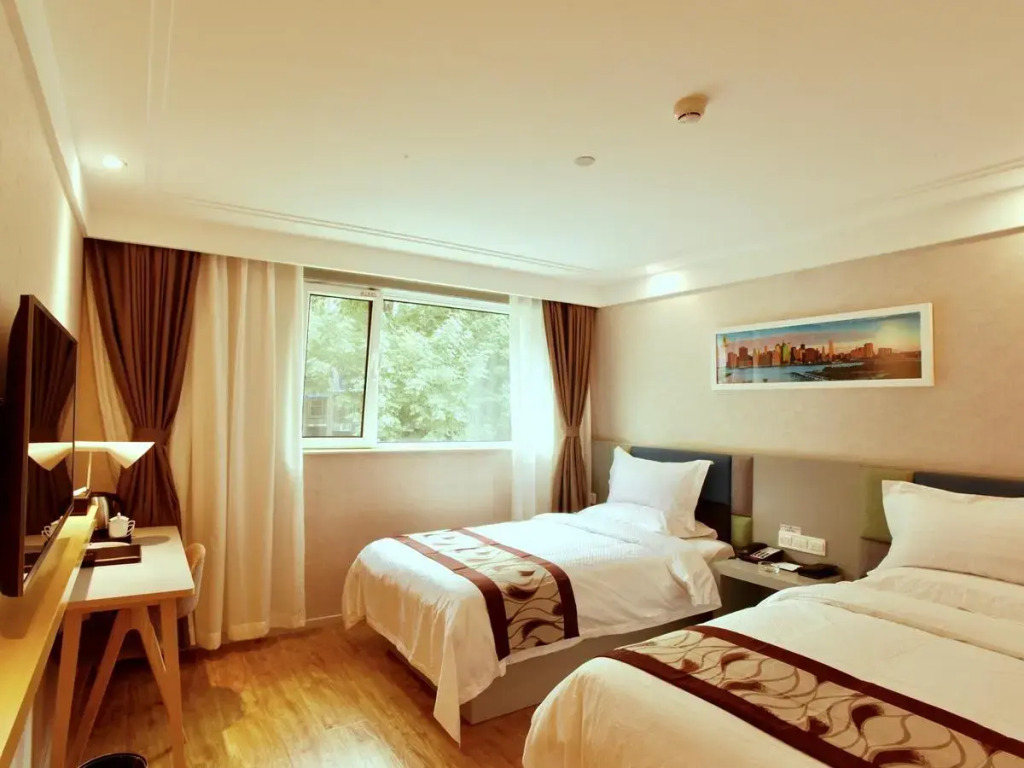 Super 8 (Beijing West Balizhuang Road)